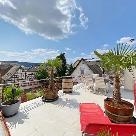 Fewo Zum Malerwinkel - Ruedesheim Рюдесхайм-на-Рейне Экстерьер фото